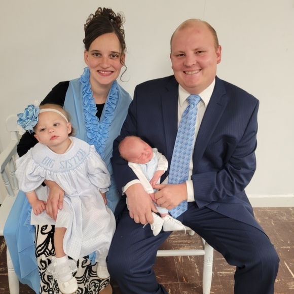 Meet your Posher, Cara - Picture 2 of 6